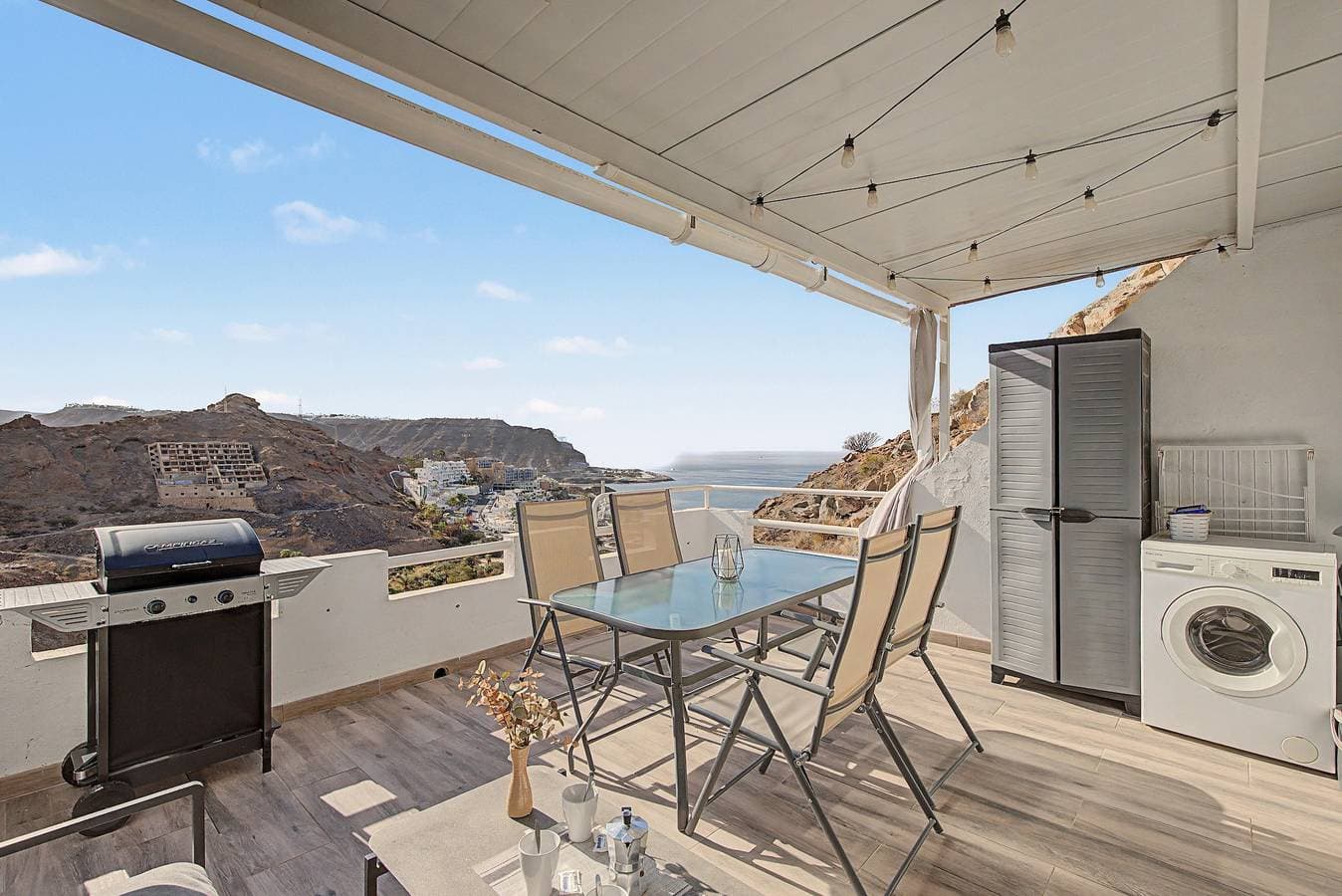 Foto 2 von 33: Ausblick auf den Cura mit fantastischer Terrasse