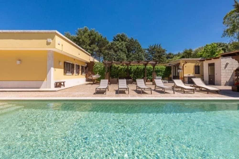 Foto 7 von 9: Villa Dosagiri Stanza Privata+piscina