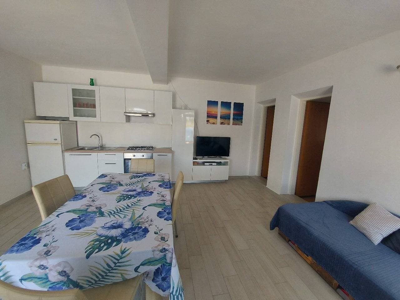 Foto 5 von 10: Erdgeschoss Apartment mit Terrasse direkt am Meer