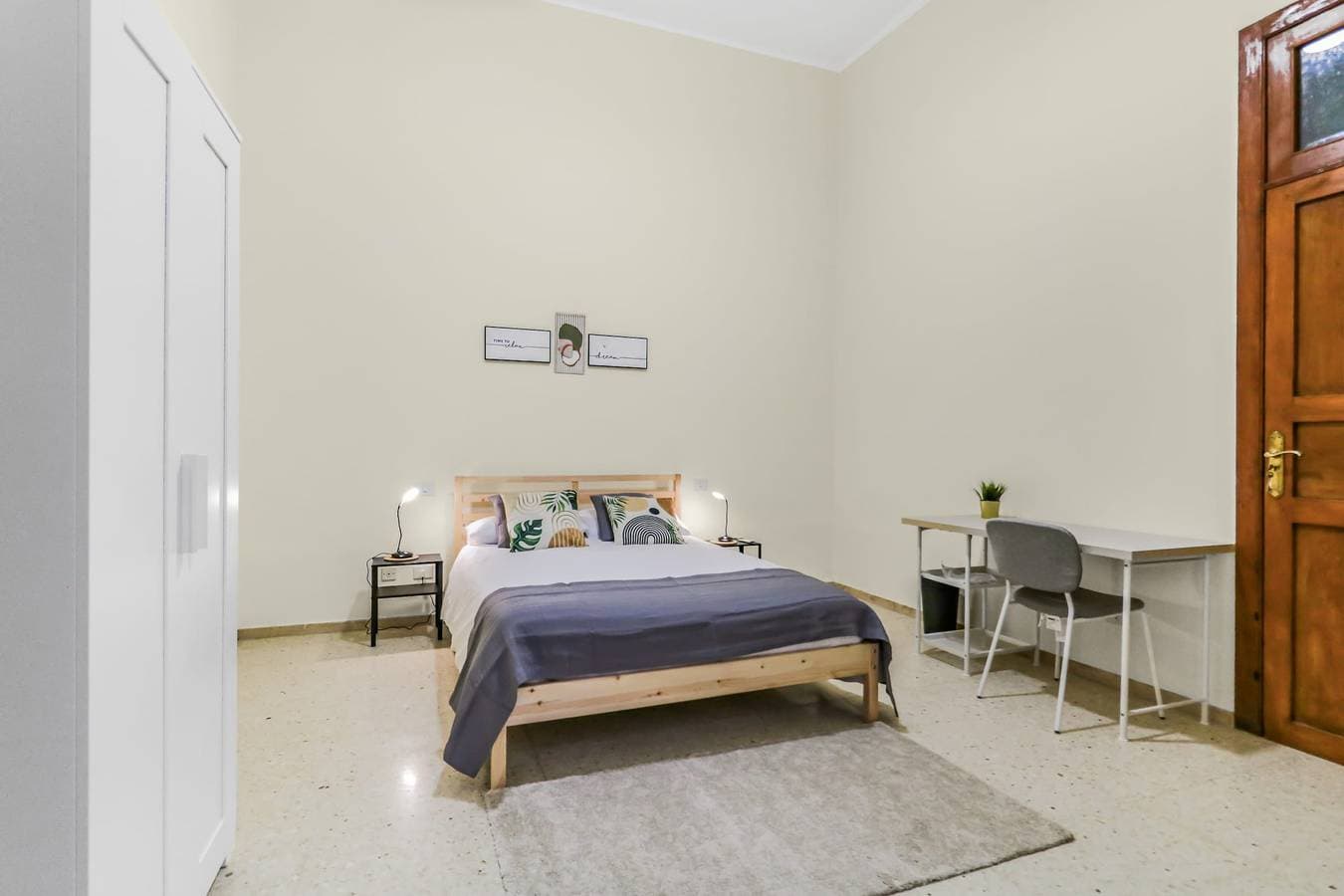 Zimmer 15m² 1