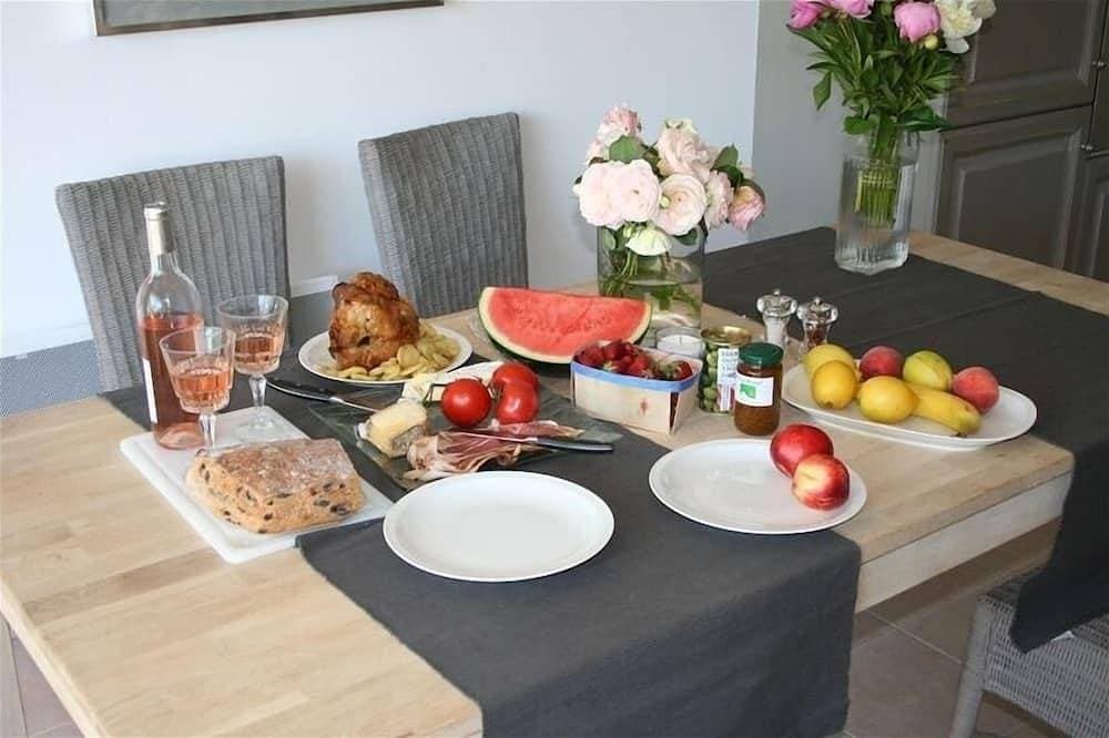 Foto 8 von 17: Apartment mit 2 Schlafzimmern, Parkplatz und Aufzug in Lourmarin