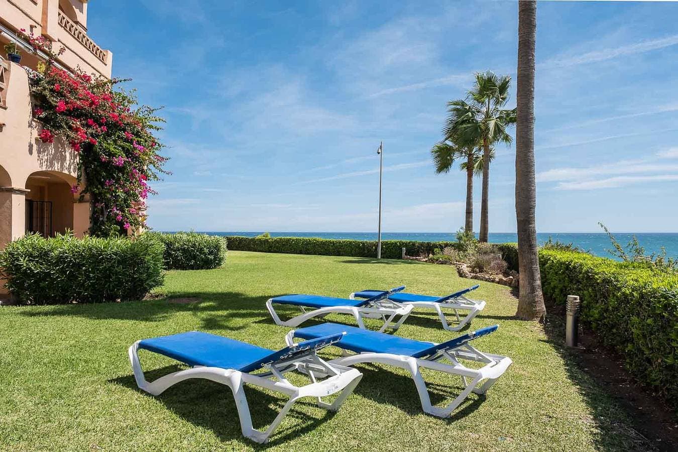 Foto 2 von 40: Mijas Breathtaking Infinity Sea Views