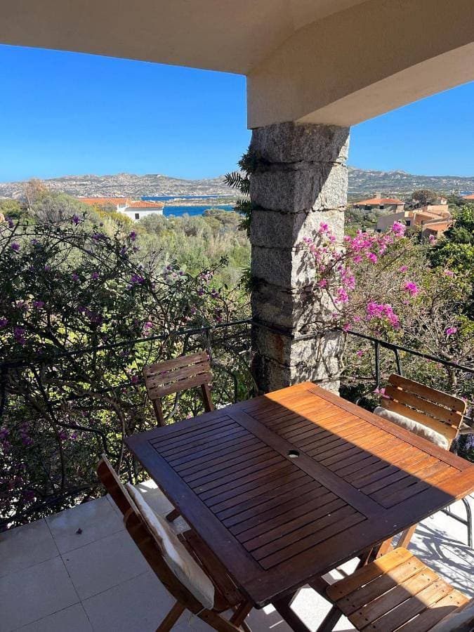 Foto 2 von 44: Villa with Sea View