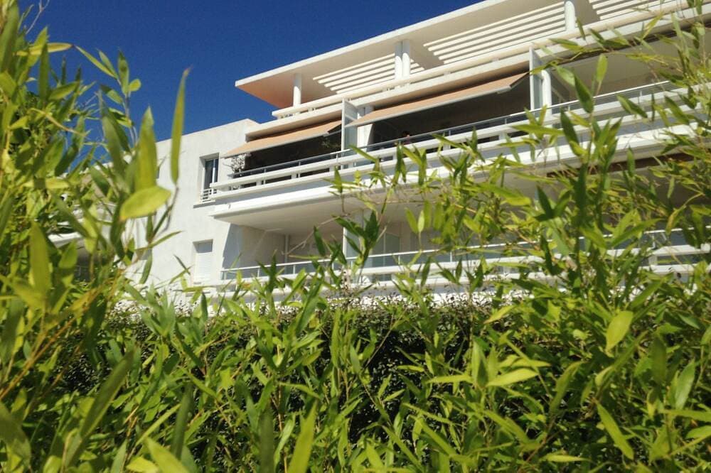 Foto 10 von 30: Neue Luxuswohnung mit Meerblick, Pool, Garage und Stränden 200m