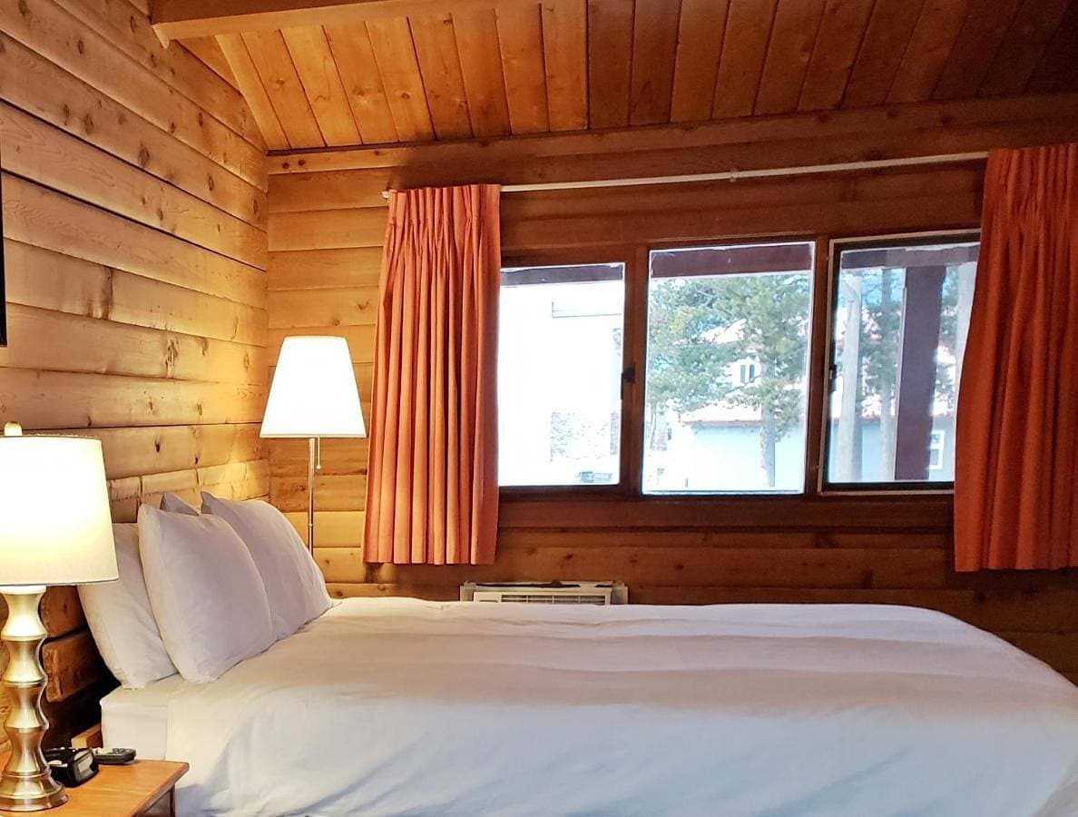 Foto 4 von 14: Queen Room with Two Queen Beds