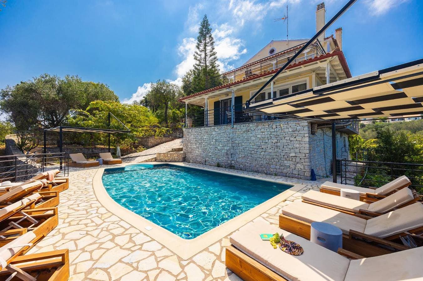 Foto 5 von 50: Villa für 10 Personen mit Terrasse