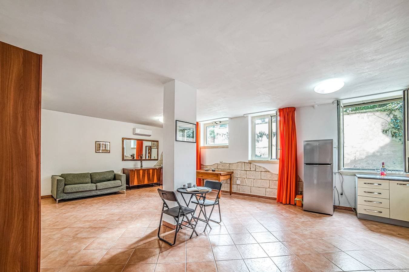Foto 4 von 34: Apartment Civico 32 - Gardens & Shared Pool