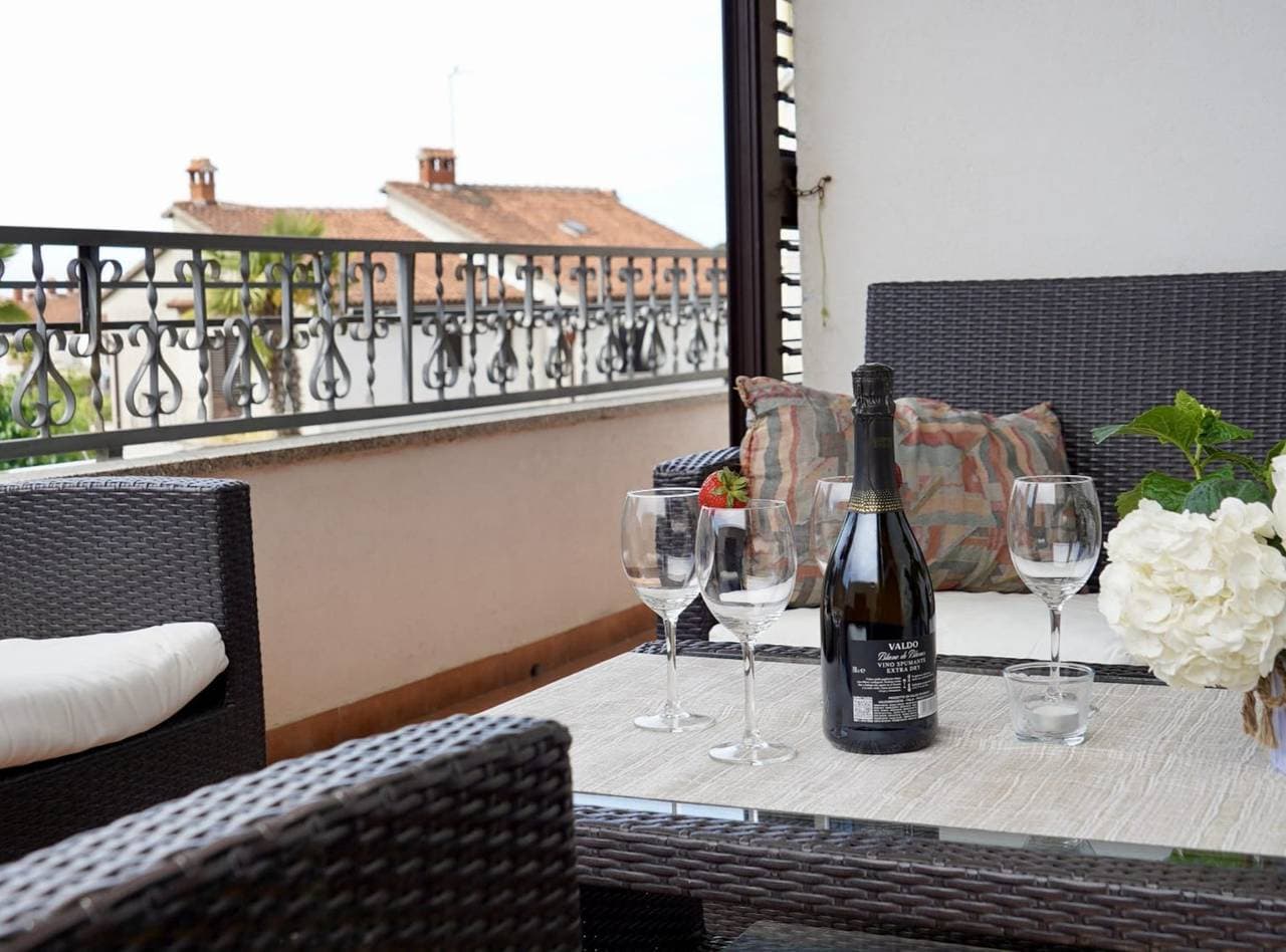 Foto 3 von 22: Ferienwohnung für 5 Personen mit Balkon