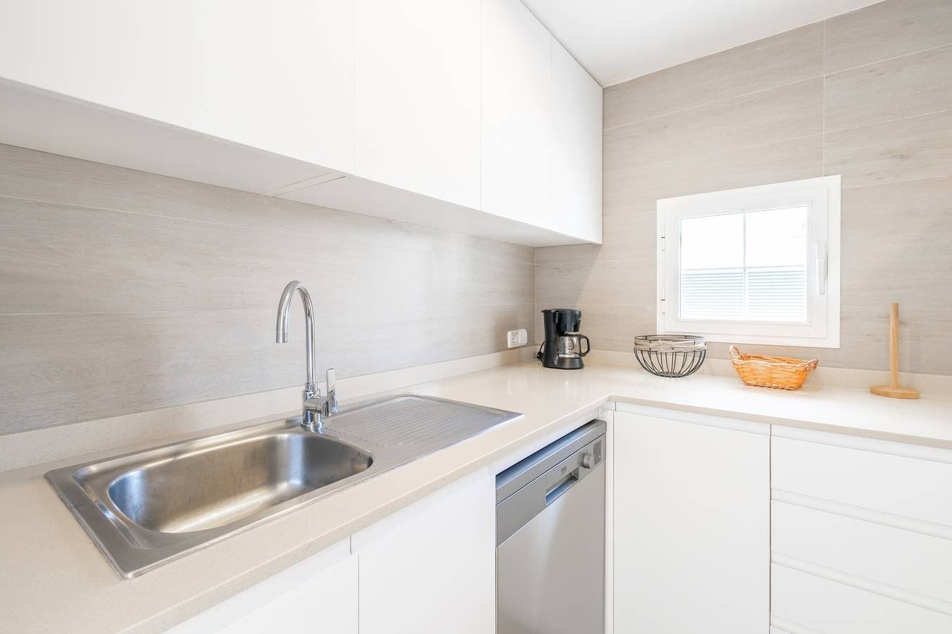 Foto 8 von 24: Ferienhaus 'Sam 3' mit privatem Pool, Wi-Fi und Klimaanlage