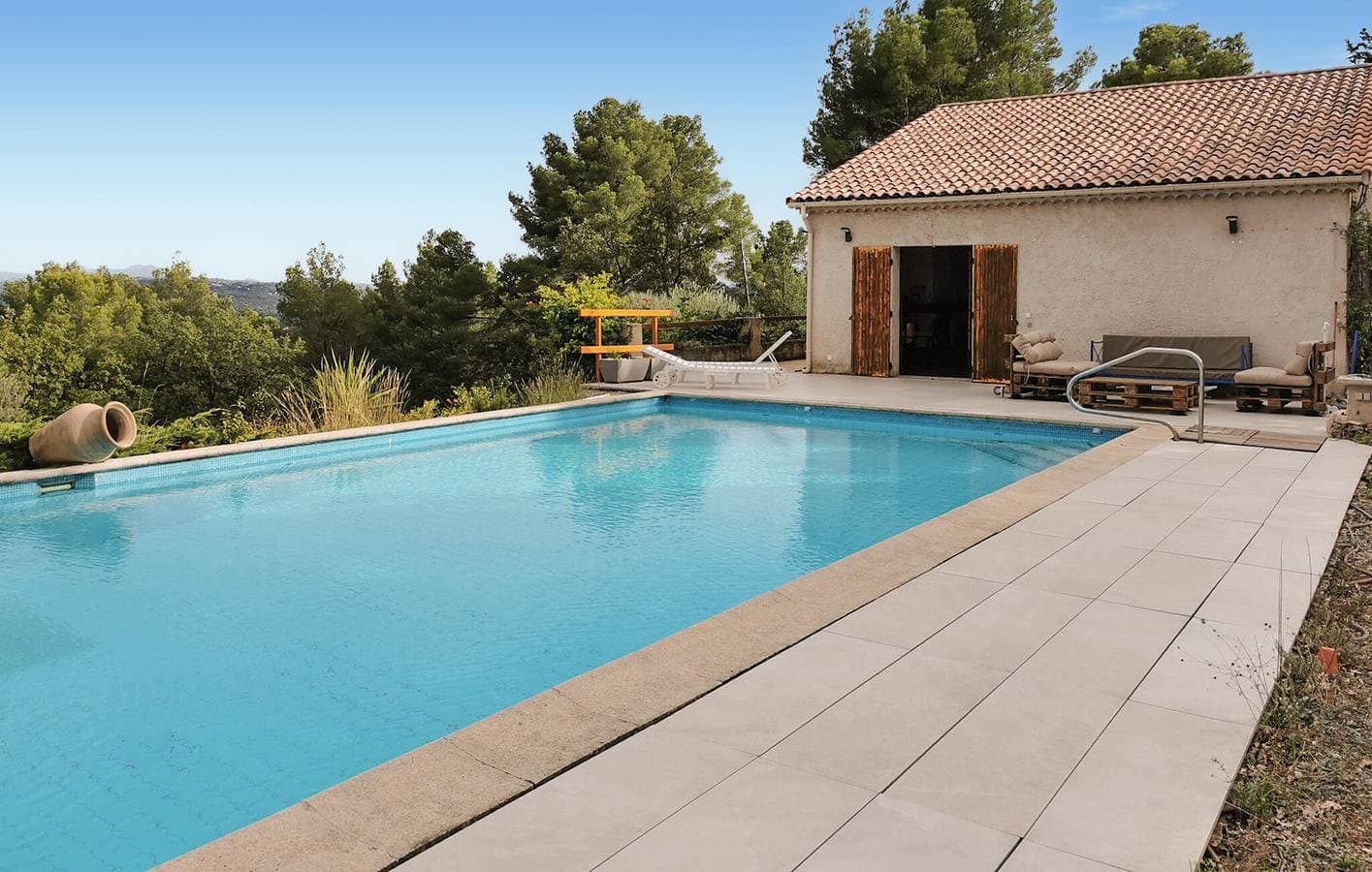 Foto 11 von 25: Modernes Apartment mit Pool und WLAN in Fayence, 2 km vom Stadtzentrum entfernt