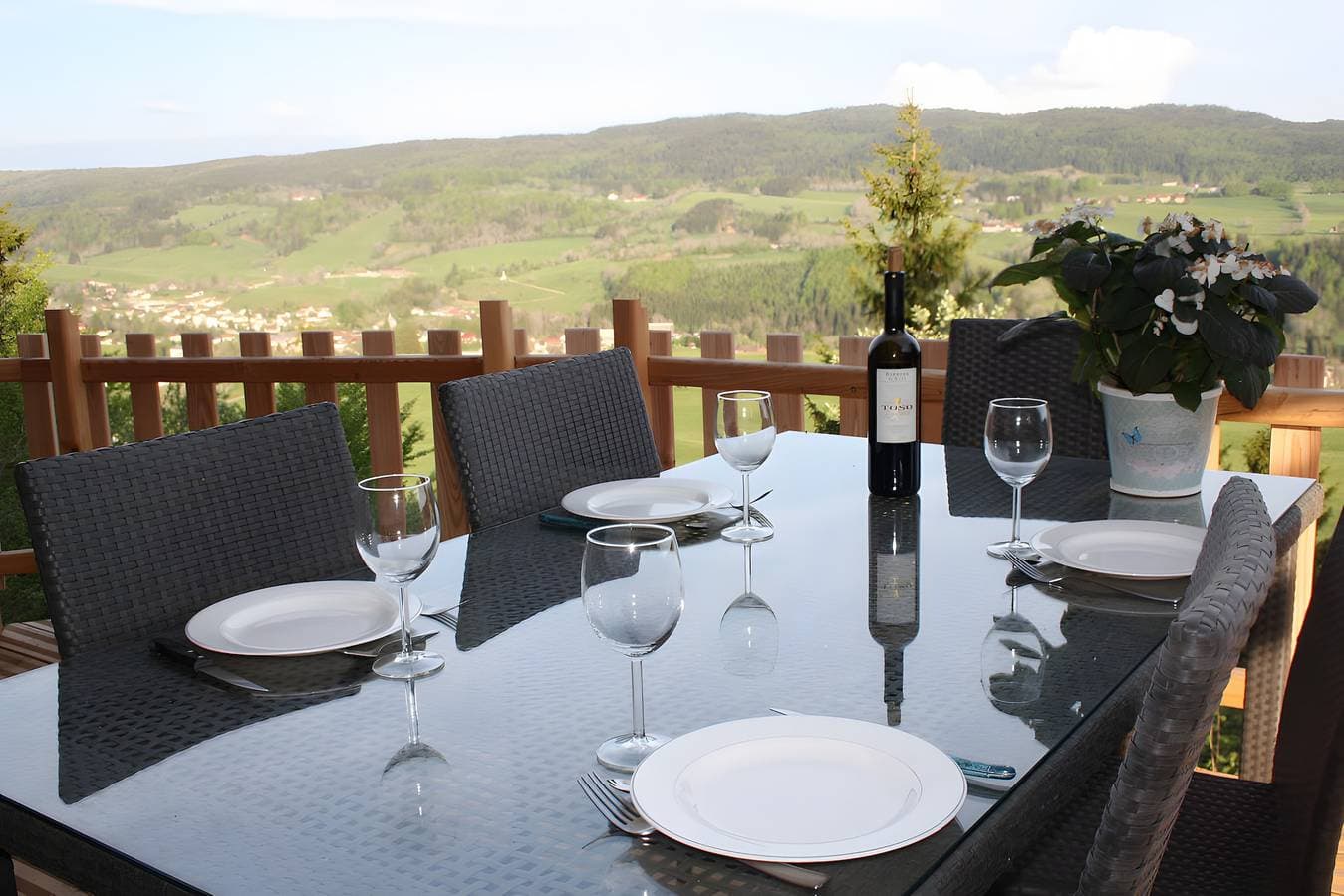 Foto 5 von 26: Chalet „Le Cocon“: Bergblick, private Terrasse & WLAN