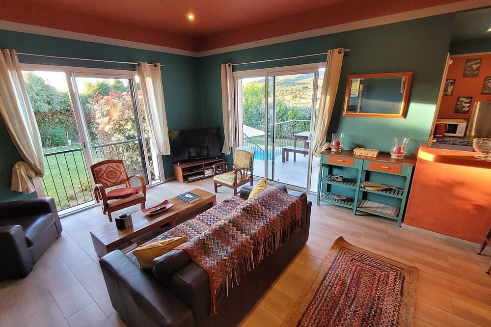 Foto 11 von 30: Casa Sicreta, Standard Villa 8 Personen mit beheiztem Pool & AC, Lozari Korsika