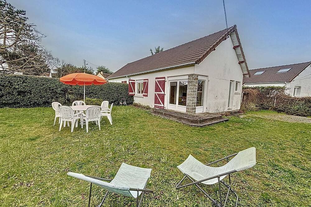 Foto 8 von 15: Ferienhaus mit Garten, nah am Strand, Haustierverbot, WLAN*, Bettwäsche optional