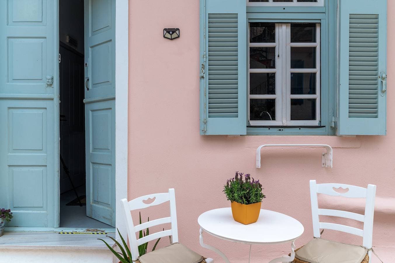 Foto 2 von 20: Ferienhaus 'Apano Vrysi Tinos 2' mit Gemeinschaftsterrasse, WLAN und Klimaanlage