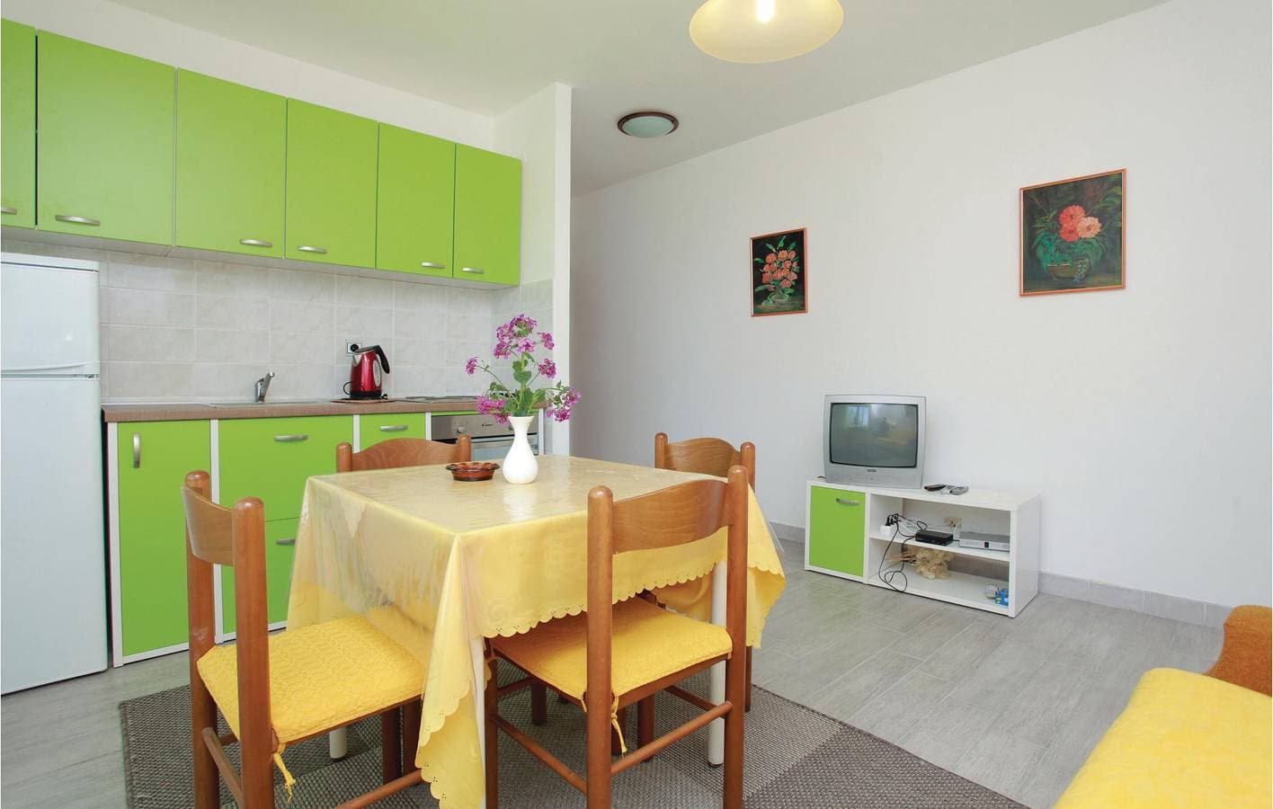 Foto 11 von 22: Gemütliche Wohnung mit Terrasse, WLAN und Parkplatz, 100 m bis zur Küste