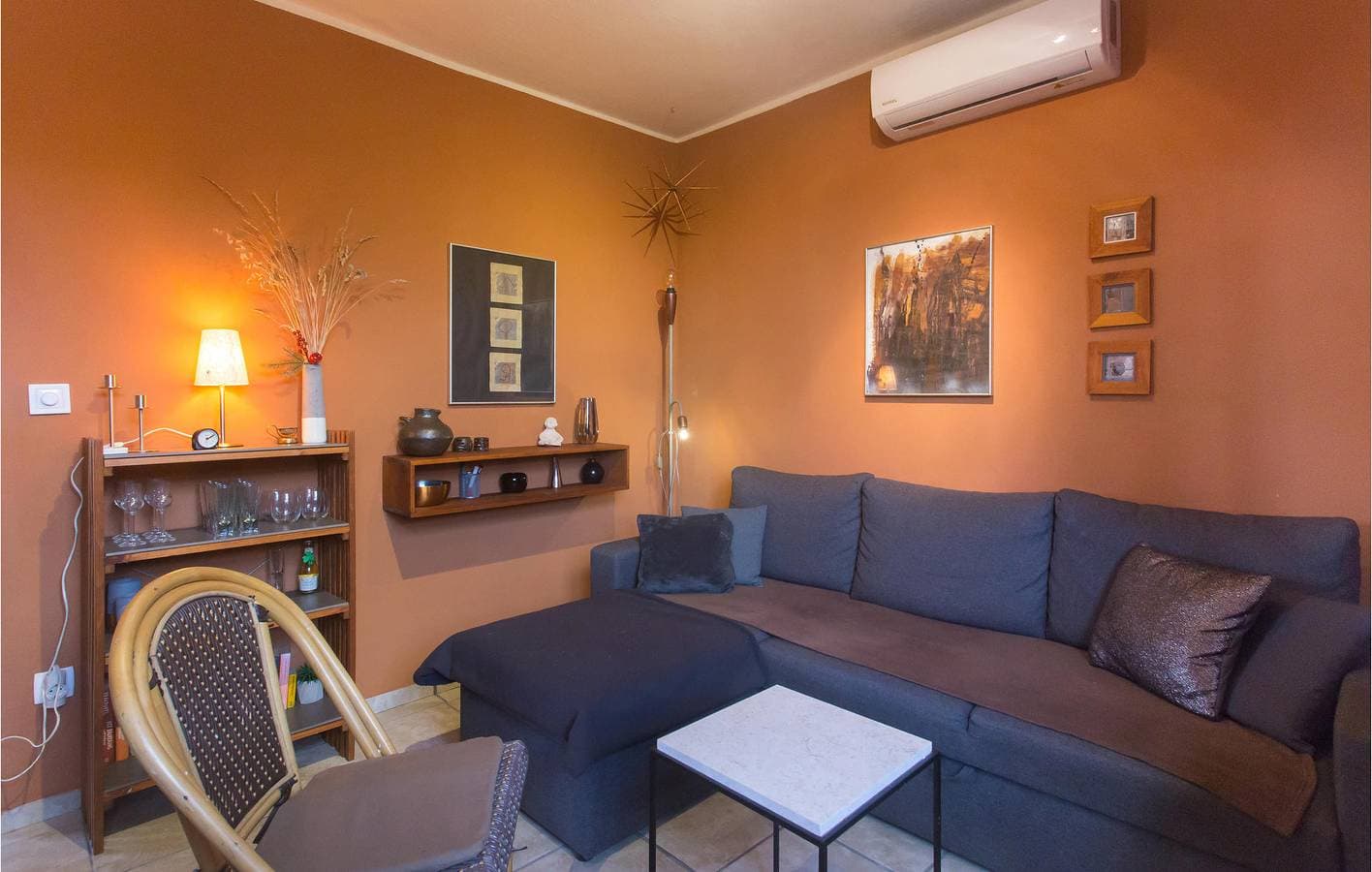Foto 5 von 20: Gemütliche Ferienwohnung mit Terrasse, Klimaanlage und WLAN, 2 km vom Juto-Strand entfernt