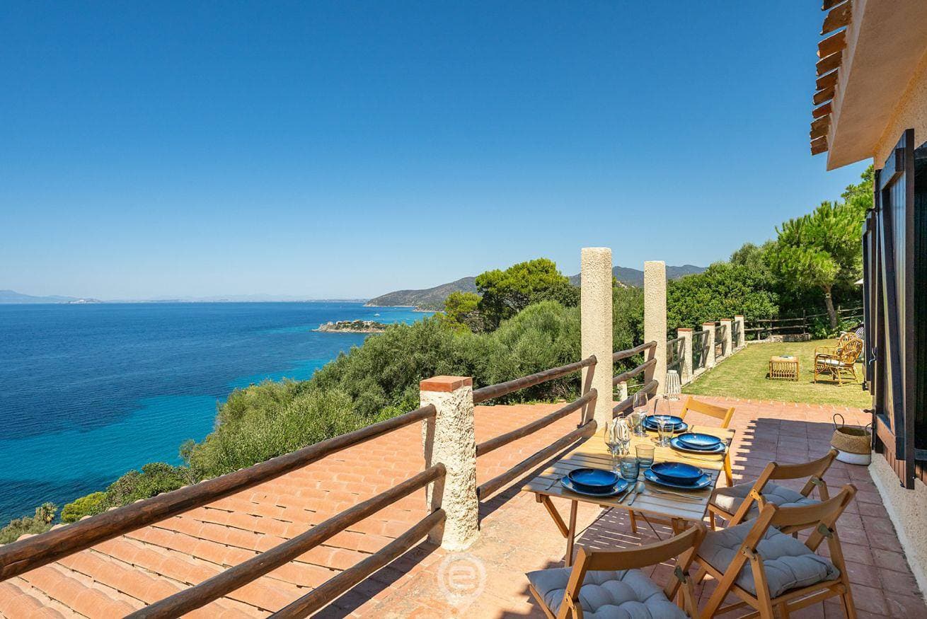 Foto 4 von 41: Villa für 4 Personen mit Garten