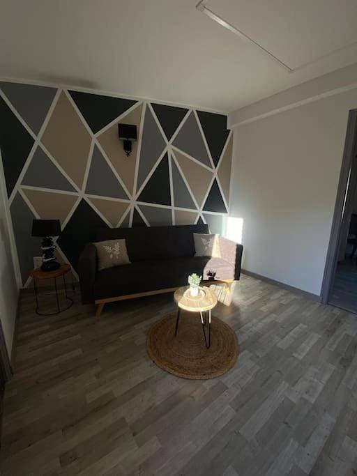 Foto 9 von 32: Three-Bedroom House
