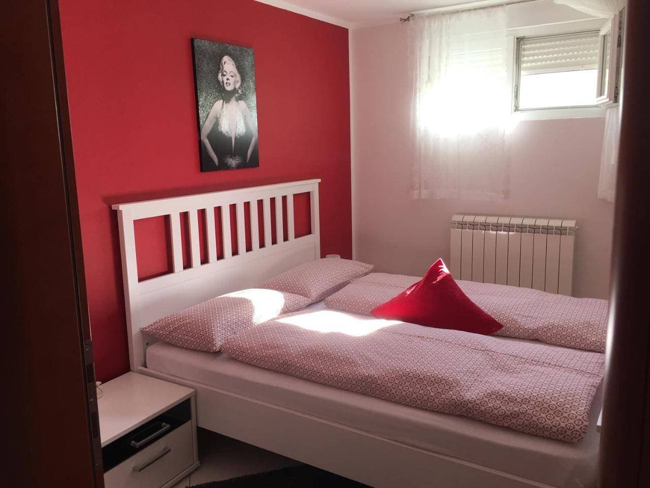 Foto 6 von 16: One-Bedroom Apartment with Sofa Bed
