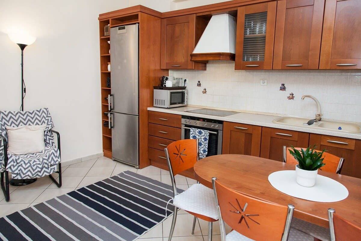 Foto 7 von 26: Cozy modern apt in Peristeri