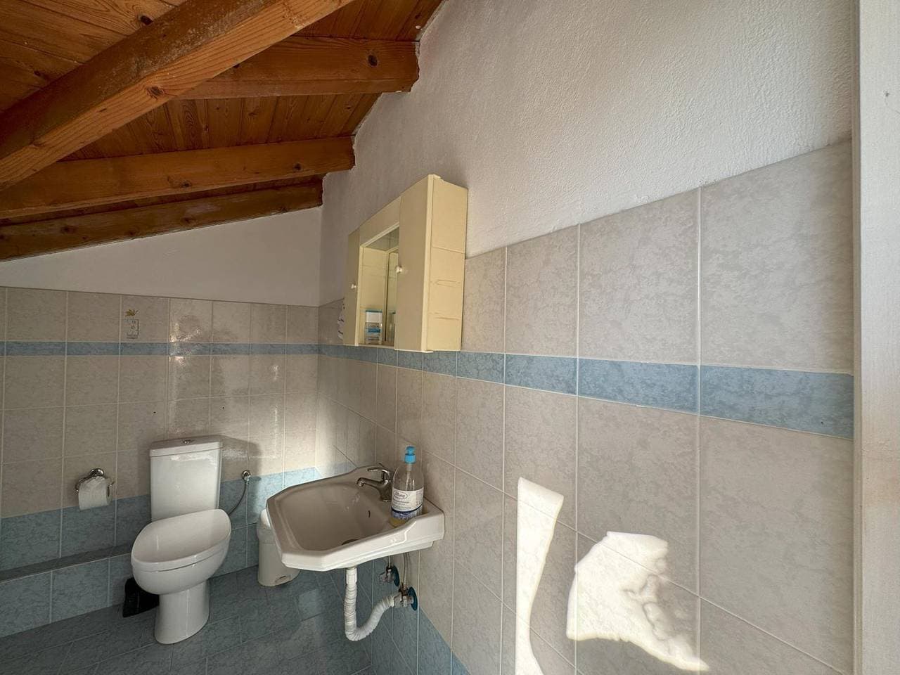 Foto 9 von 23: Ferienwohnung mit tollem Meerblick und Taverne vor der Haustür