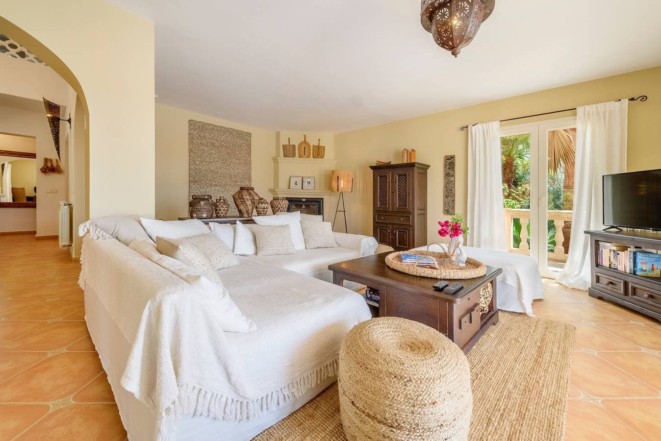 Foto 4 von 31: Villa Turo del Sol mit Meerfernblick, Pool, Garten, Terrasse, Balkon und WLAN