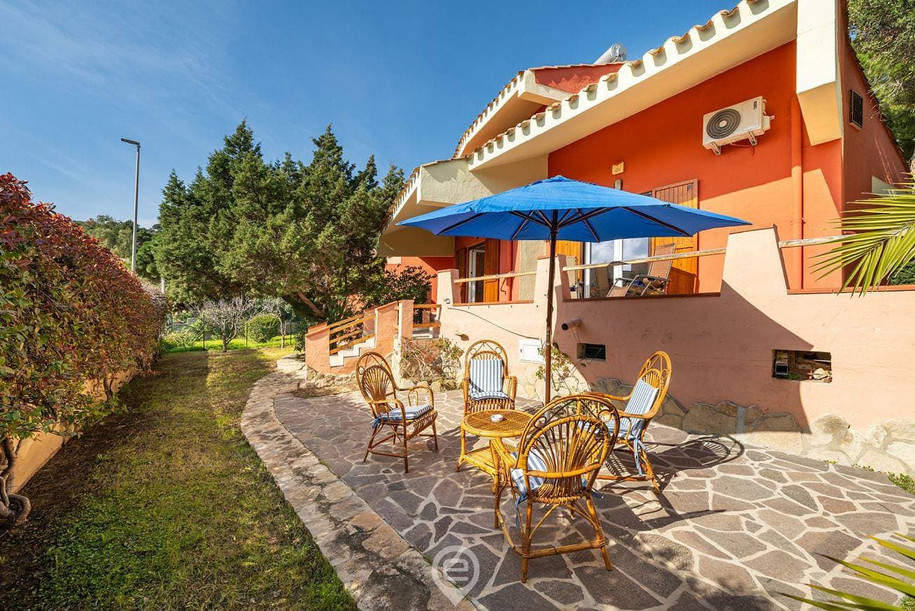 Foto 3 von 43: Ferienhaus für 6 Personen mit Garten