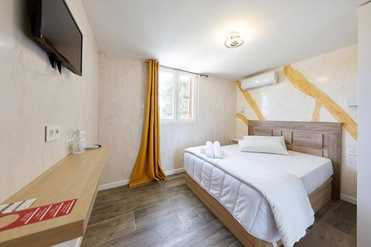 Foto 10 von 21: Budget Double Room
