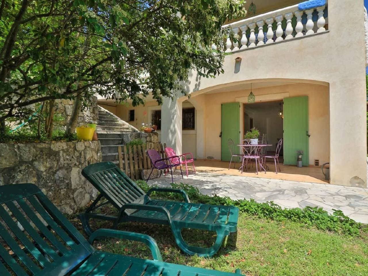 Foto 11 von 25: Appartement in Le Bar-Sur-Loup mit Eigenem Garten