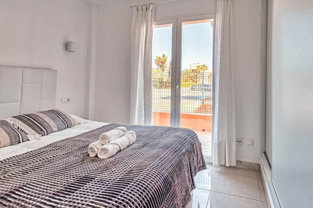 Foto 2 von 22: Amazing apartment in Cala Bona with swimming pool