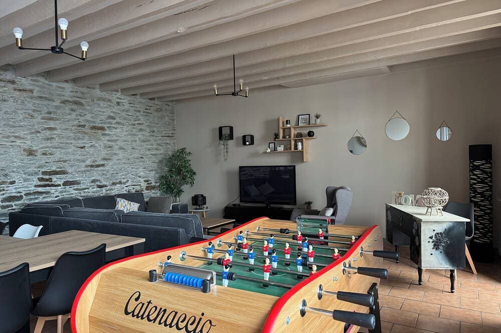 Foto 12 von 28: Charmante Maison de 160 m2, à Proximité de Tous les Commerces