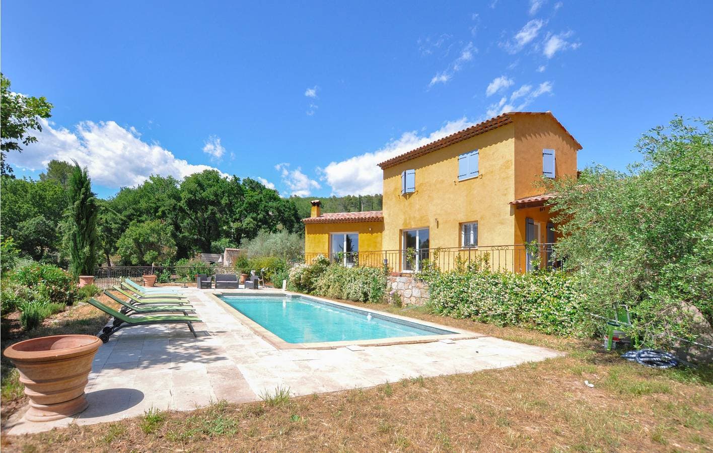 Poolterrasse mit Wi-Fi, Parkplatz 1