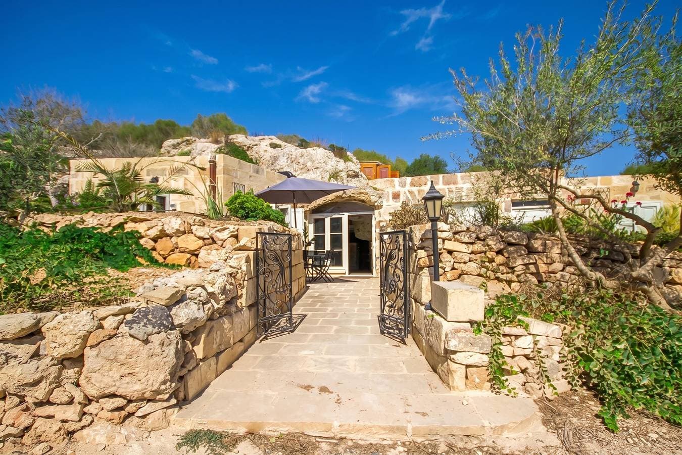 Foto 8 von 39: Pleasant stone house & jacuzzi St Martin