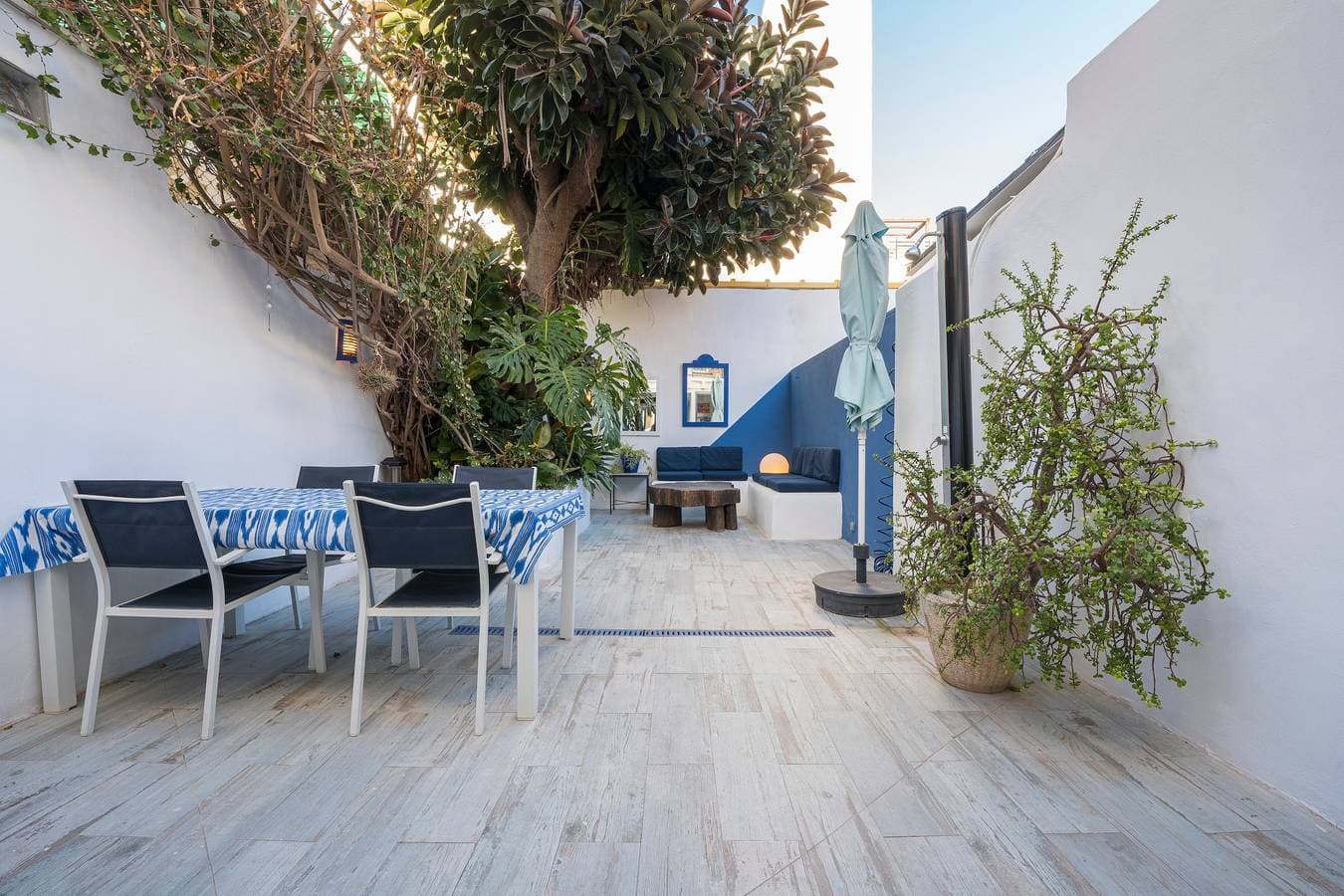 Foto 2 von 44: Ferienhaus 'Bluehouseportixol' mit privatem Patio, fahrradfreundlich, Marina & Strand/Bucht Palma