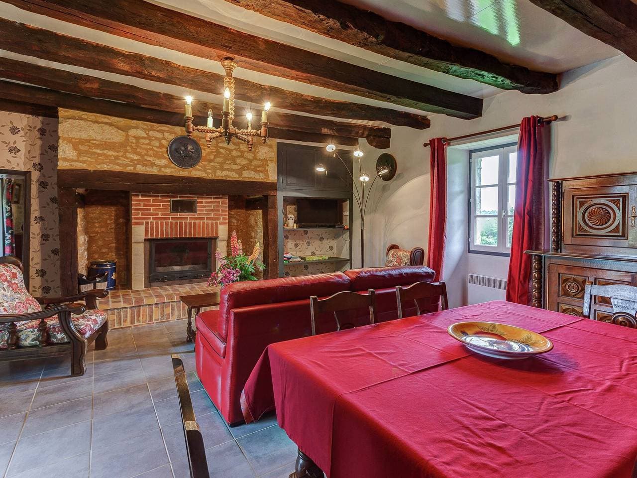 Foto 11 von 40: Komfortables Ferienhaus mit privatem Pool
