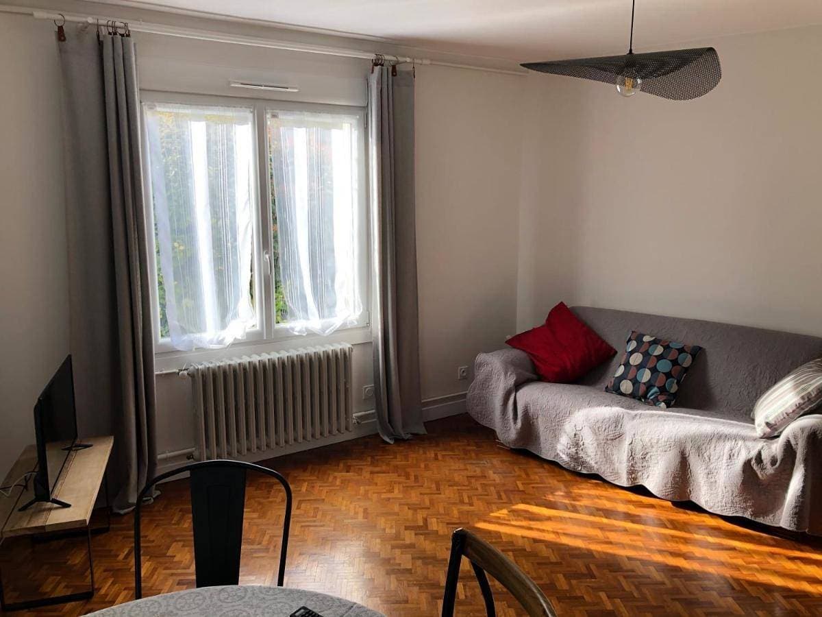 Foto 4 von 10: Two-Bedroom House