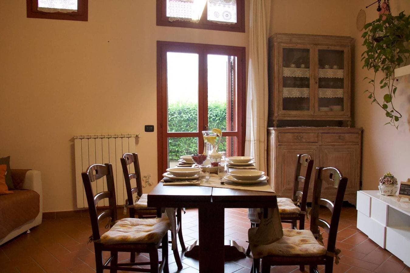 Foto 4 von 10: Ferienwohnung 'Mandiri' mit Privatterrasse, Balkon und Wi-Fi