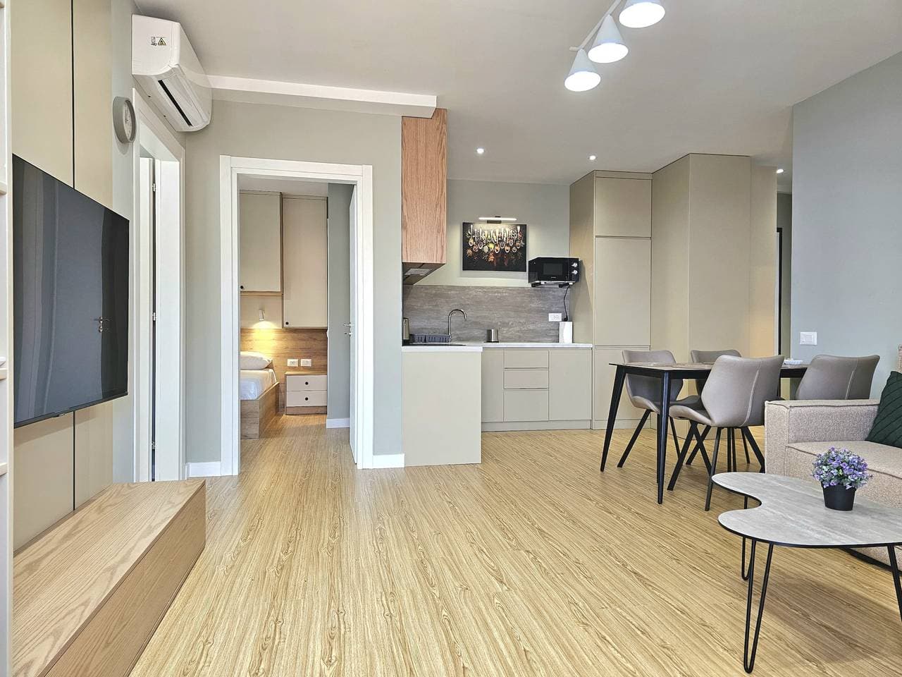 Foto 4 von 36: Ferienwohnung für 4 Personen mit Balkon