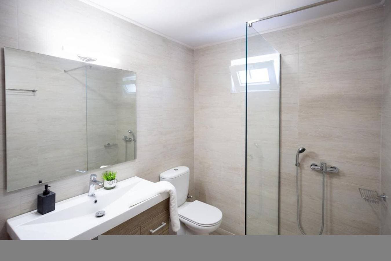 Foto 4 von 25: Ferienhaus für 6 Personen mit Balkon