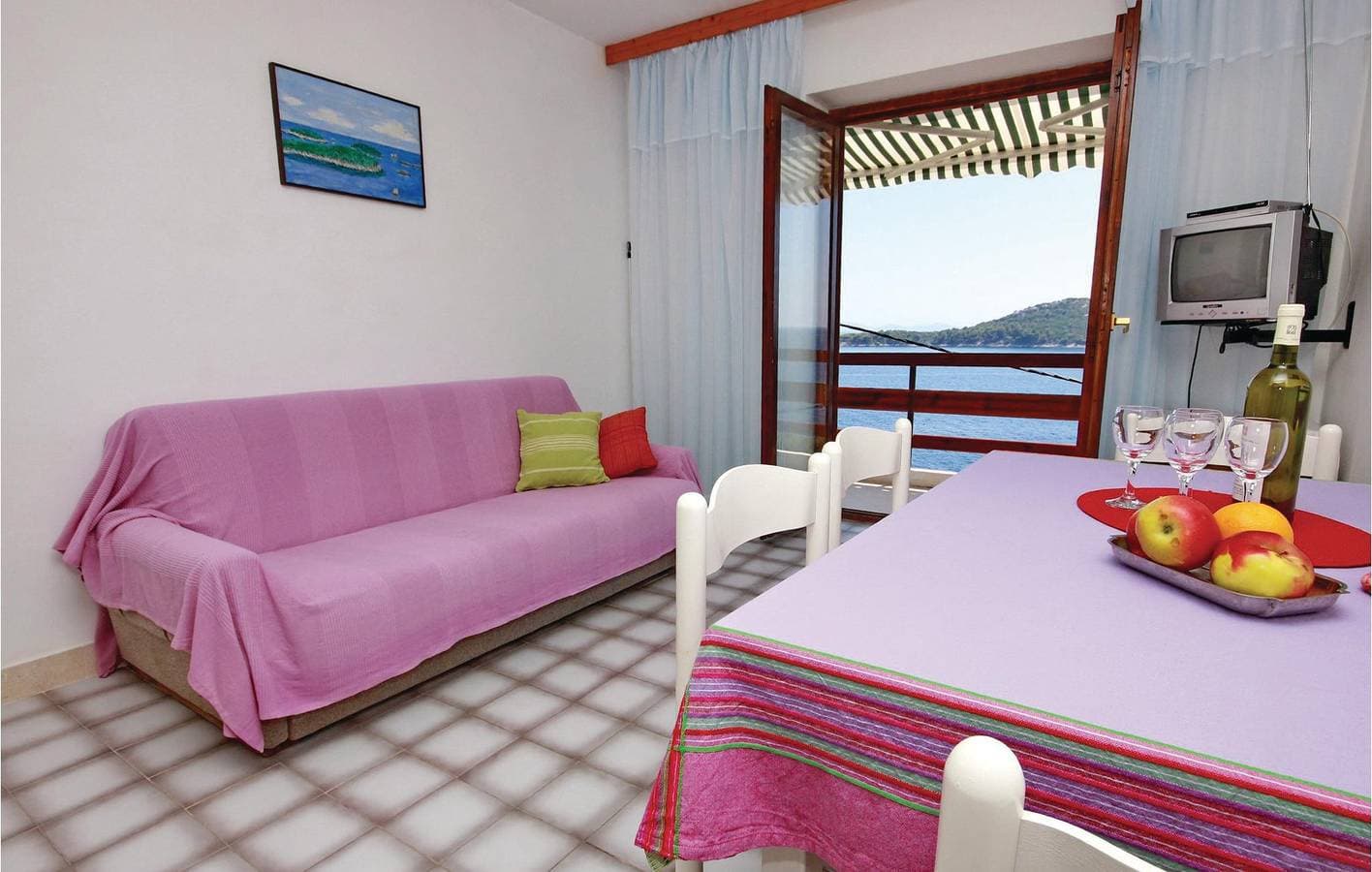 Foto 8 von 26: Gemütliche Ferienwohnung mit WLAN, Klimaanlage und Terrasse – 1000 m vom Strand Jabna entfernt