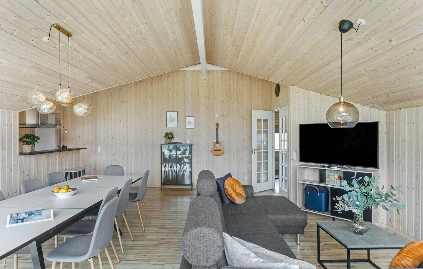 Foto 6 von 18: Ferienhaus für 8 Personen mit Whirlpool