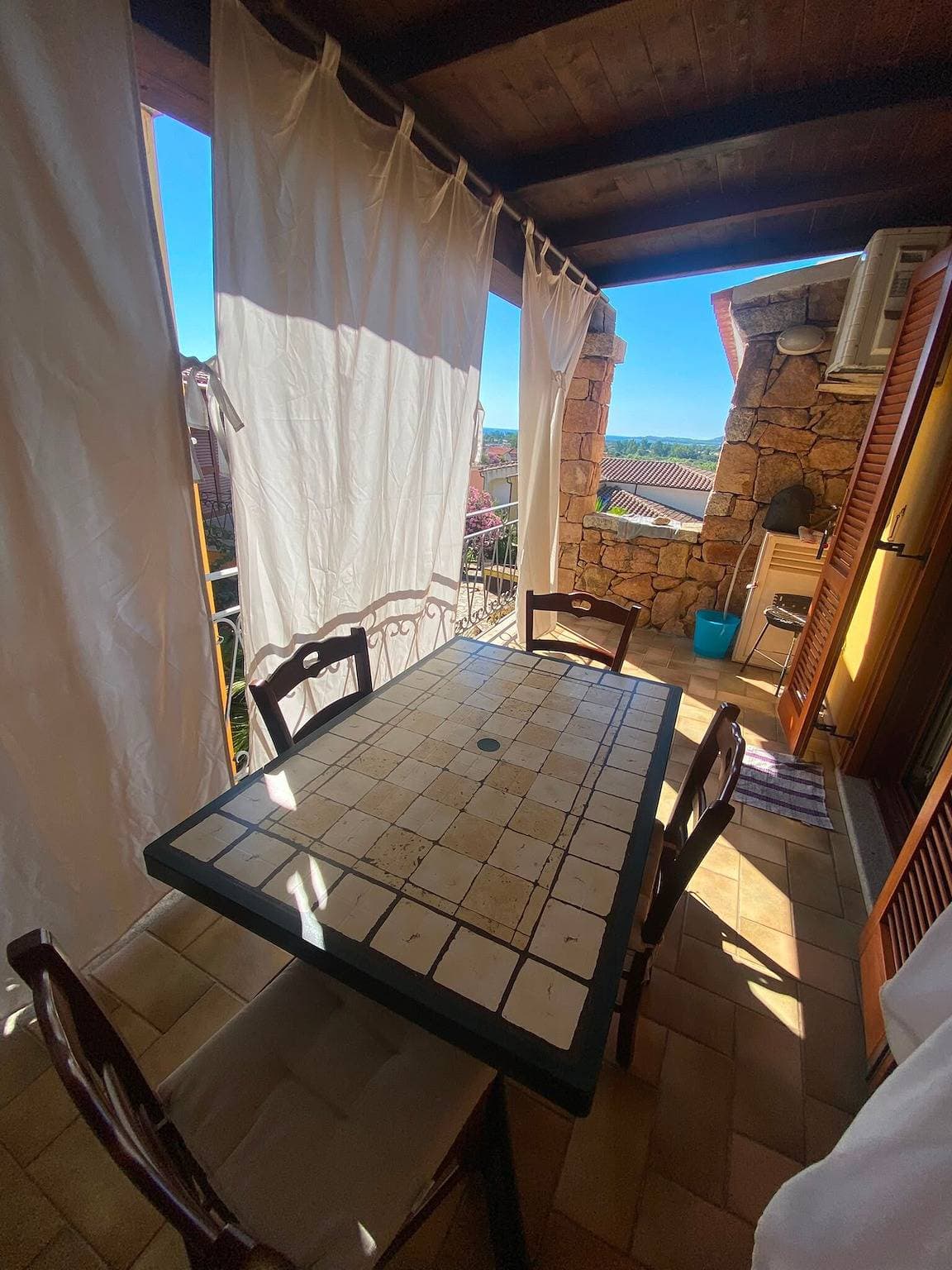 Foto 9 von 18: Ferienhaus 'Neda' mit Meerblick, privater Terrasse und Klimaanlage