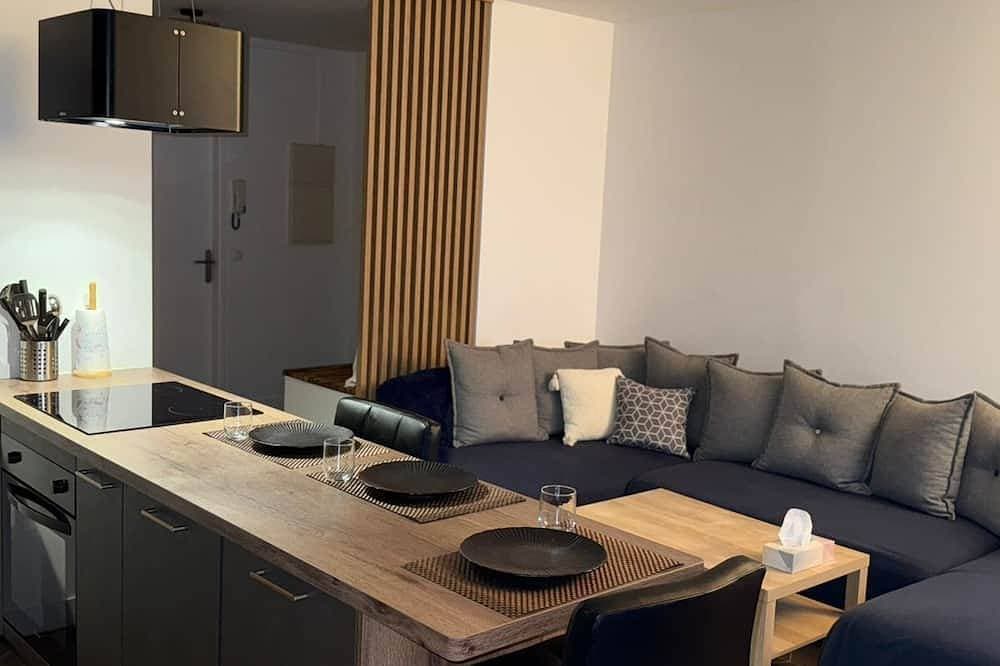 Cosy apartment near Paris (10 min Eiffel Tower and Champs Elysées) 1