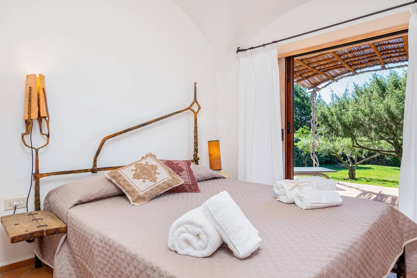 Foto 13 von 33: Sa Villa Cala Ginepro, Garten und WLAN