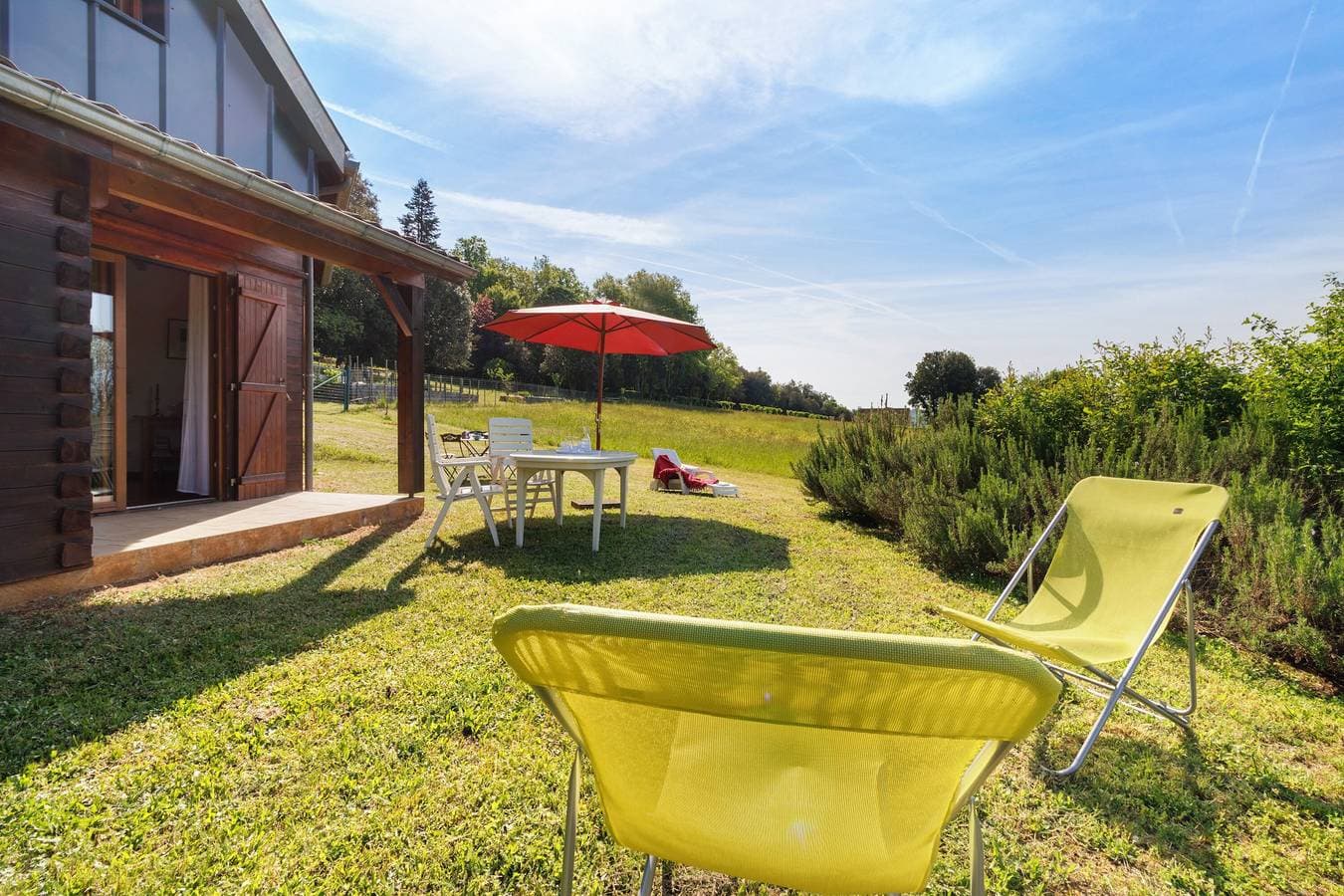 Foto 2 von 29: Gîte Le Bosquet mit privater Terrasse, Garten und Klimaanlage in Calviac-en-Périgord