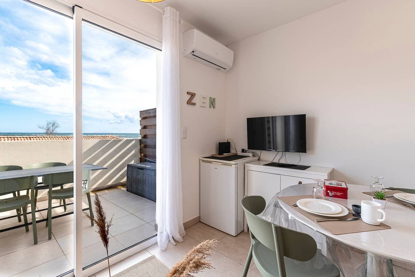Foto 12 von 16: Ferienwohnung für 5 Personen mit Terrasse