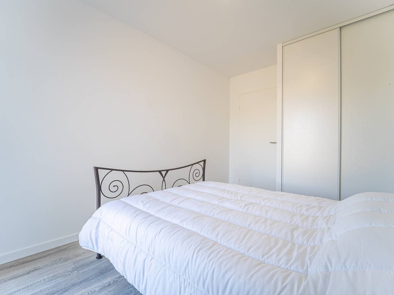 Foto 9 von 15: Neues T3-Apartment in Mimizan, 4 Pers, zentrumsnah, Garten, Parkplatz inklusive