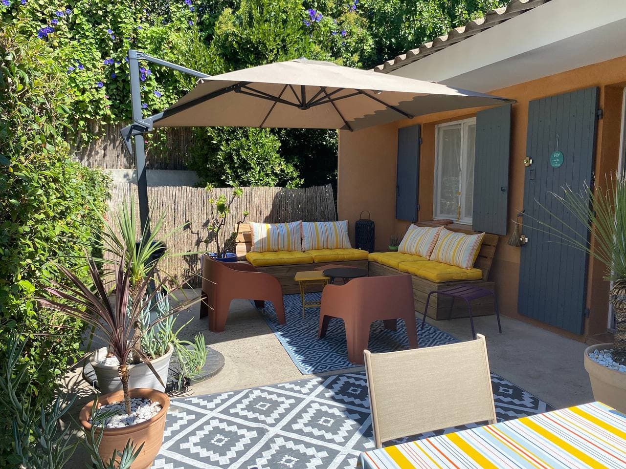 Foto 8 von 13: Ferienwohnung für 4 Personen mit Terrasse