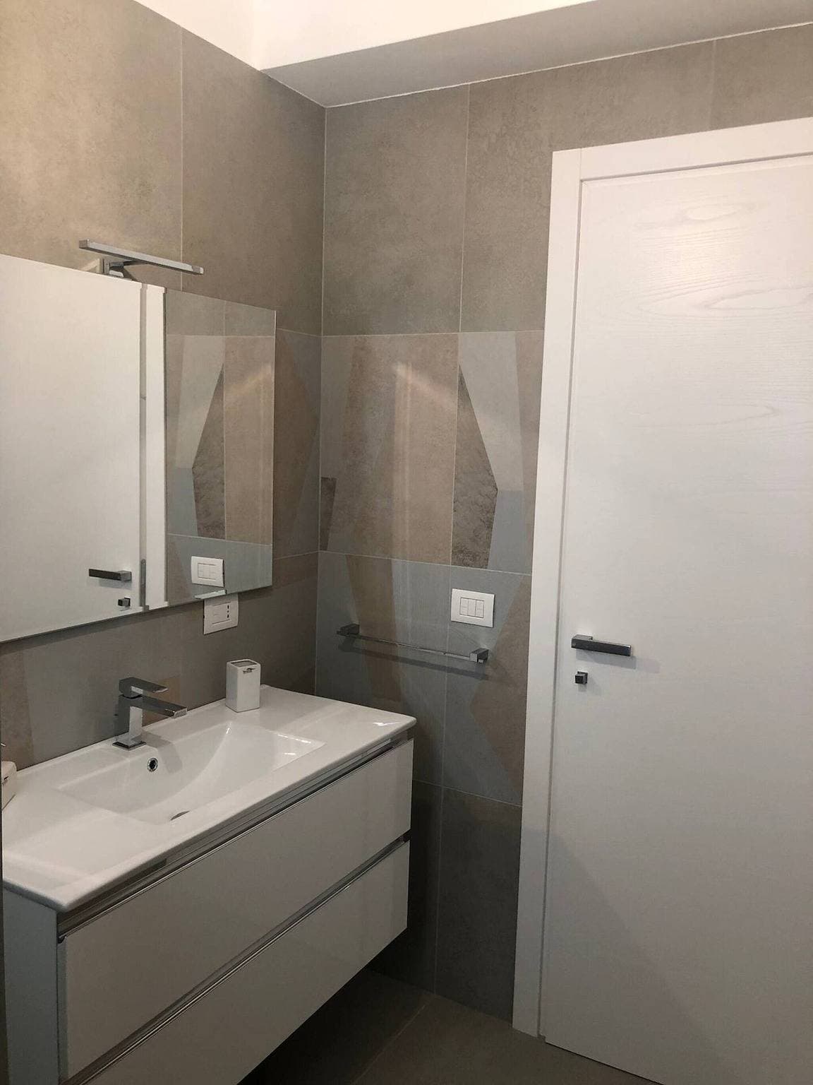 Foto 5 von 12: Ferienwohnung 'Scirocco' mit Privatterrasse, Wi-Fi und Klimaanlage