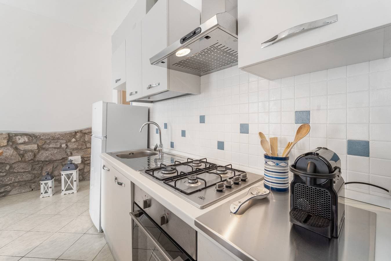 Foto 7 von 25: Ferienhaus im Zentrum des Dorfes mit privater Terrasse, WLAN und Klimaanlage